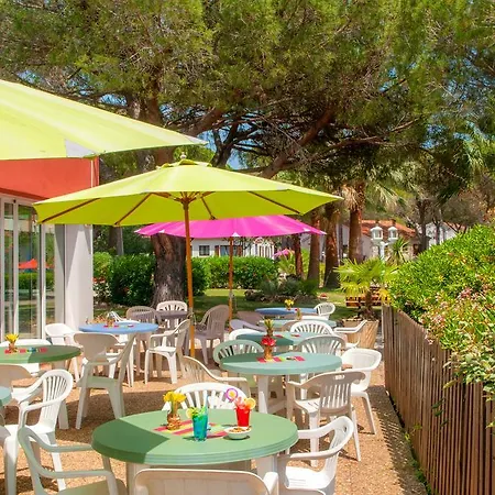 Atc Routes Du Monde Holiday park Saint-Raphael (Var)